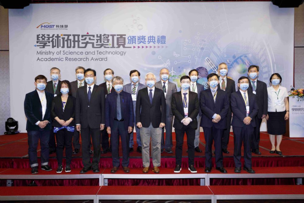 傑出特約研究員照片