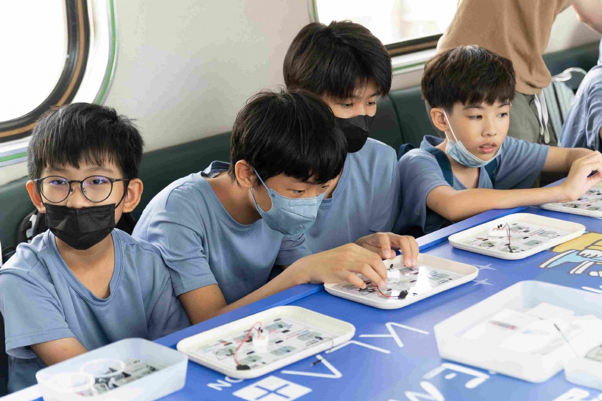 D2 新烏日站